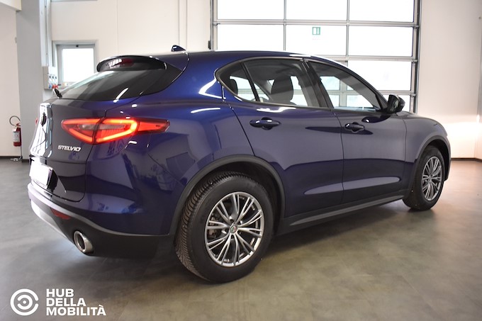 ALFA ROMEO Stelvio 2.2 Turbodiesel 190 CV AT8 Q4 Business